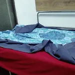 Kemp на пъпа на варна, входа на морската градина