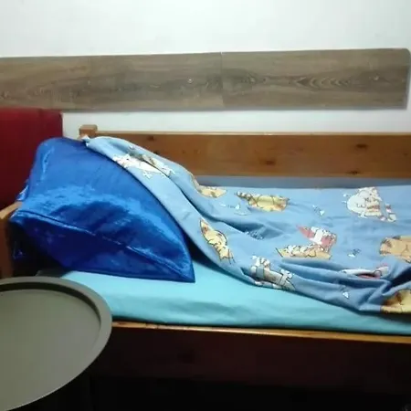 Кемпінг на пъпа на варна, входа на морската градина Варна