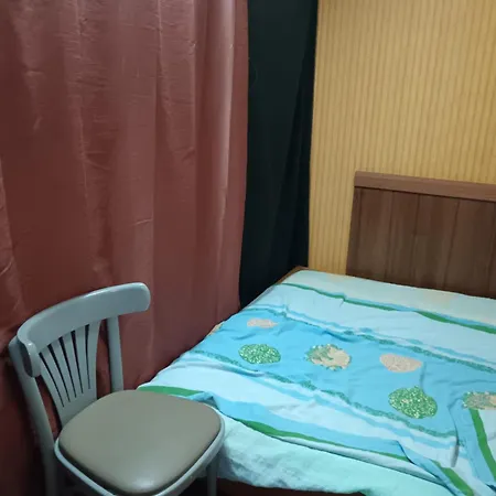 на пъпа на варна, входа на морската градина